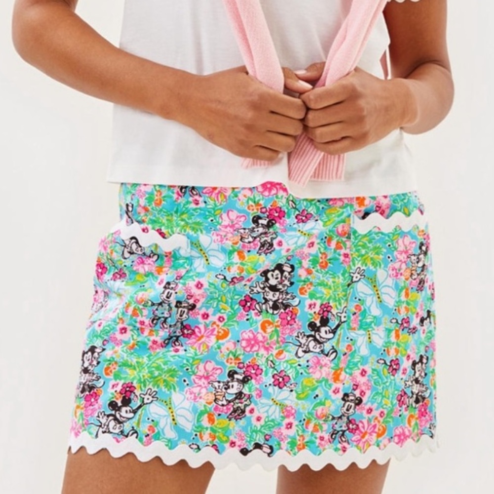 Lilly Pulitzer Aqua Floral Mickey Print Scalloped Hem Skort! NEW WITH TAGS! - Picture 3 of 8